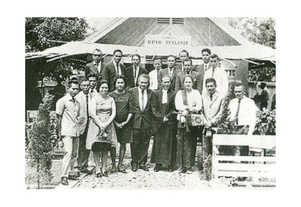 Sejarah. GPIB EKKLESIA 8