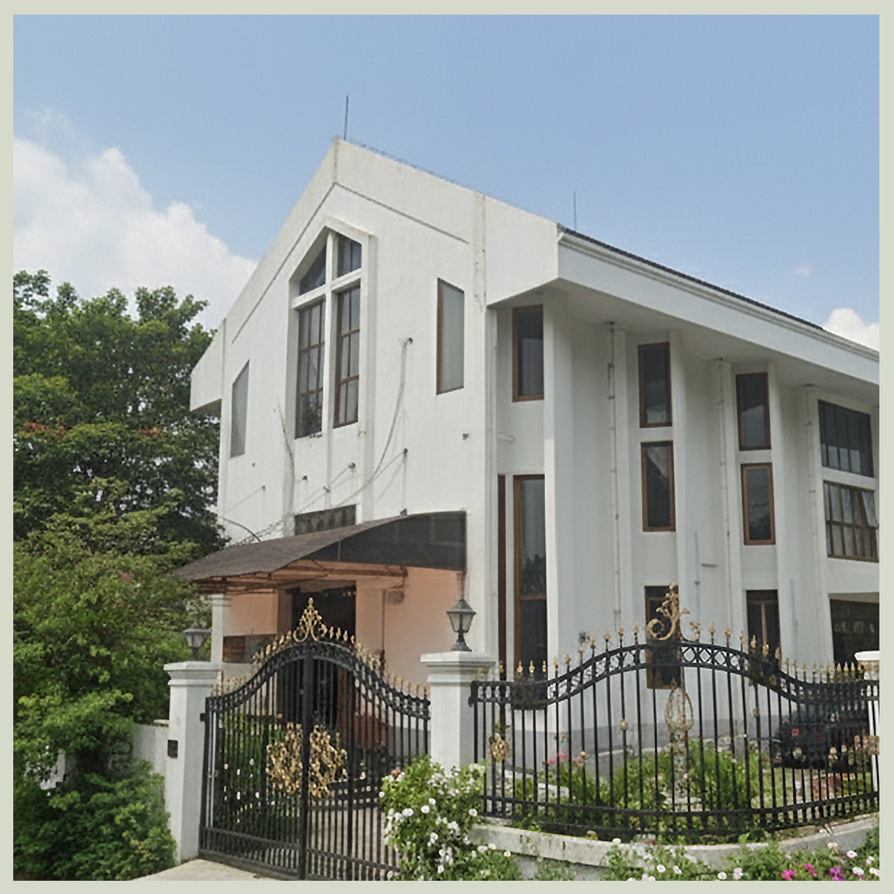 img_slide 1 img_slide 1