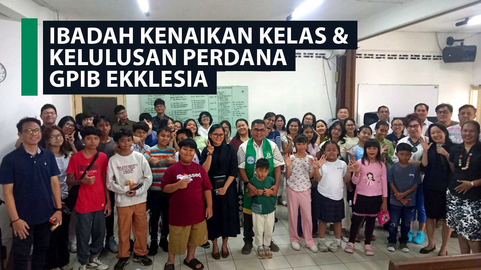 Foto bersama anak dan orang tua